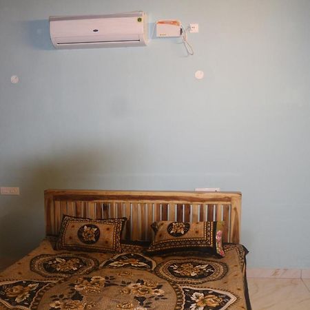 Evergreen Paradise بونديتْشيري المظهر الخارجي الصورة
