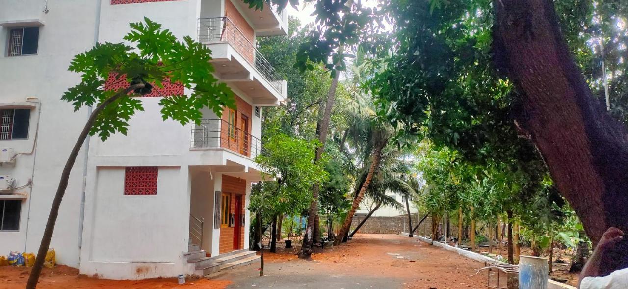 Evergreen Paradise بونديتْشيري الغرفة الصورة